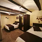 Casa Ladislada بيت للعطل *