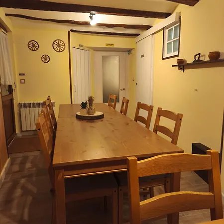 - Casa Ladislada *