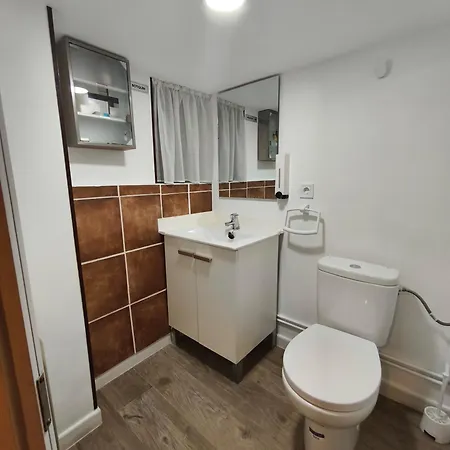 - Casa Ladislada *