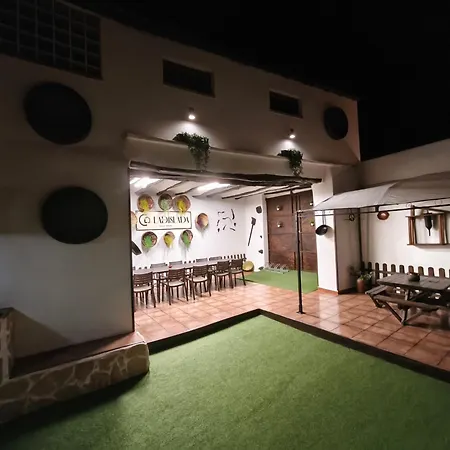 - Casa Ladislada