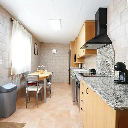 - Casa Ladislada Holiday home *